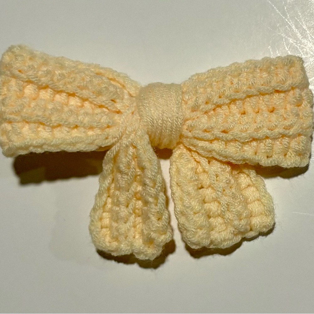 Light Yellow Crochet Hair Bow